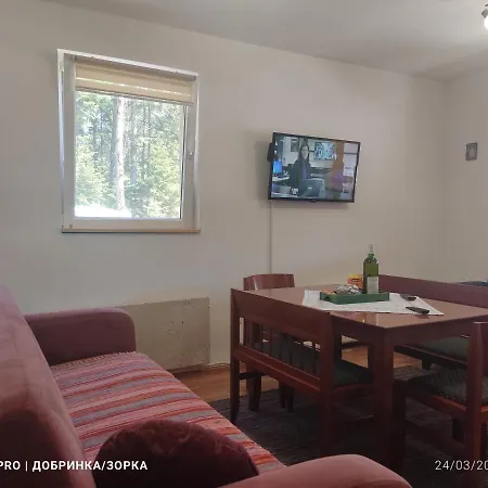 Dobrinka I Zorka Apartment Mitrovac