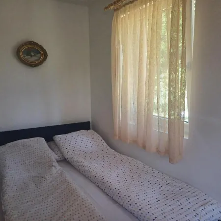 Dobrinka I Zorka * Mitrovac